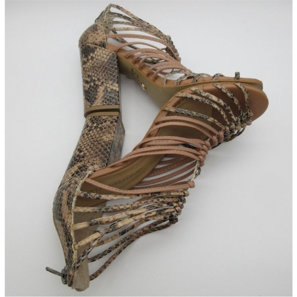 Raphaella Booz Anthropologie Snake Print Heel - size 6 - Picture 11 of 12